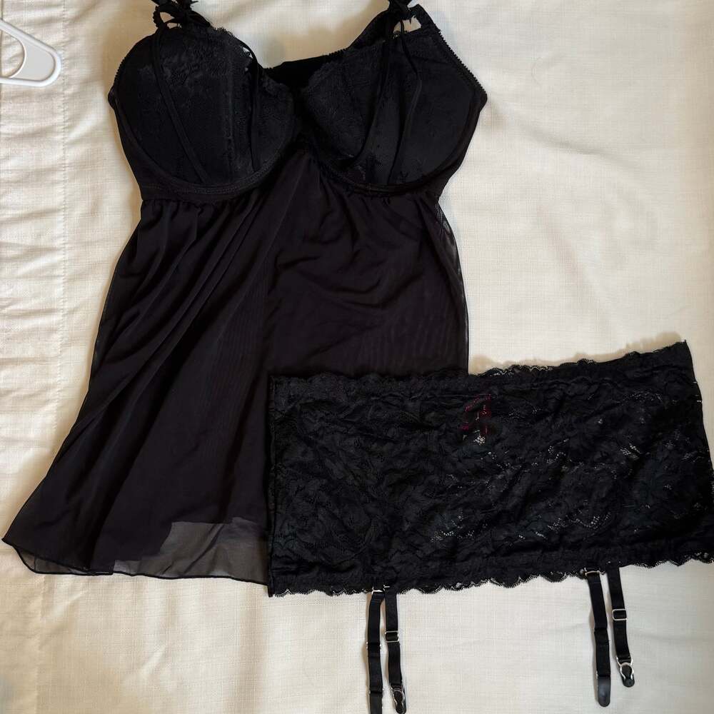 Black Lace and Mesh Underwire Babydoll Lingerie with Lace Garter Belt XXL
